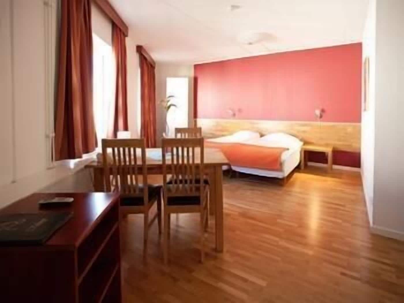 Best Western Ta Inn Hotel Västerås Kültér fotó